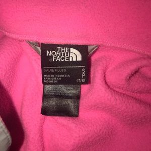 The North Face Jackets & Coats - Girls S 7/8 warm north face The North Face Jackets & Coats - Girls S 7/8 warm north face